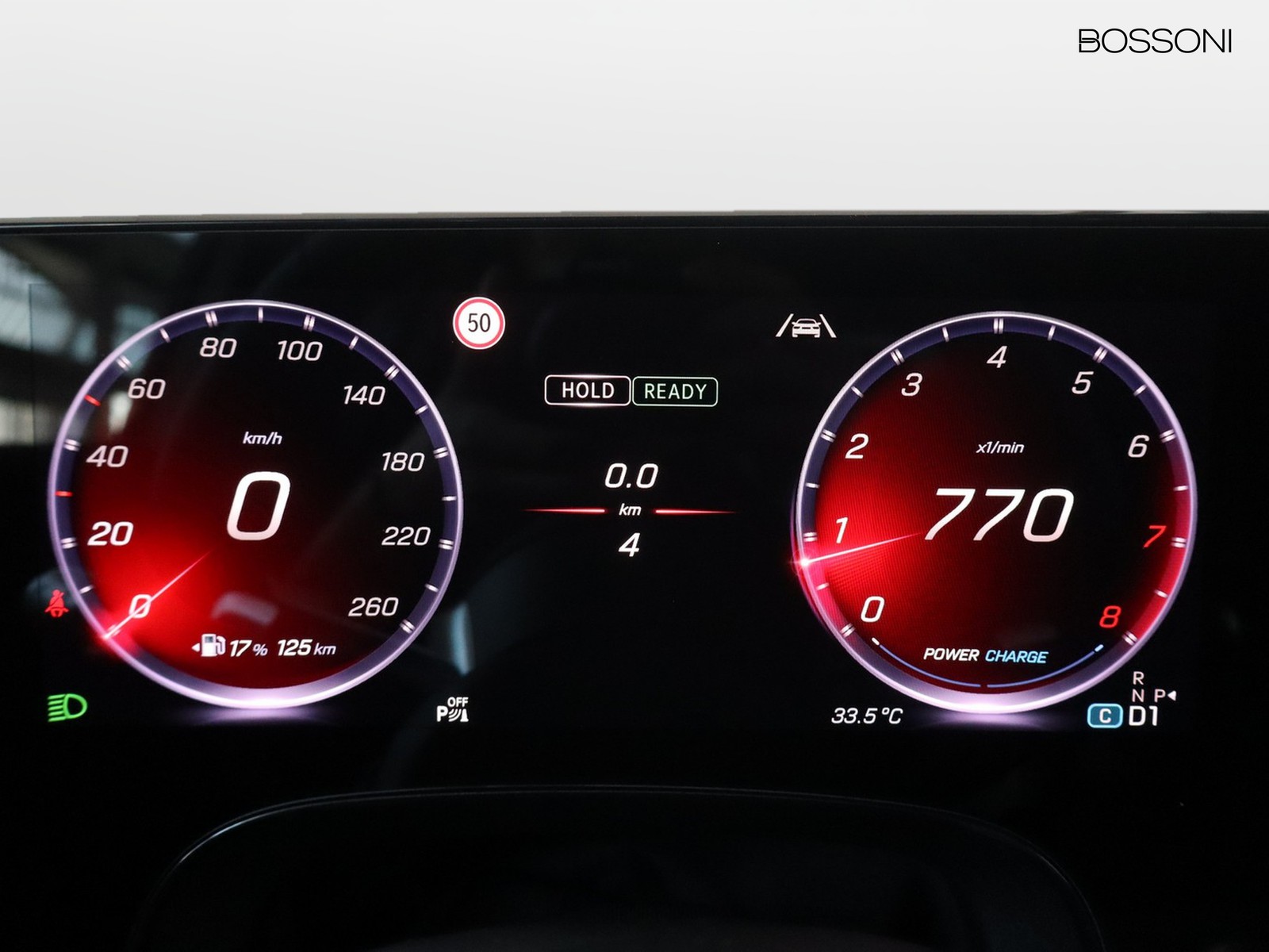 9 - Mercedes GLB 200 premium 4matic 8g-edct