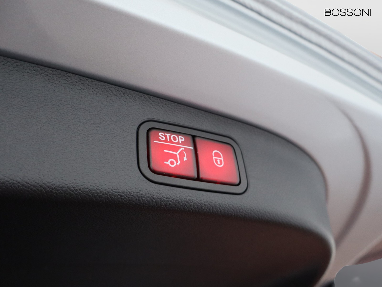 18 - Mercedes GLB 200 premium 4matic 8g-edct