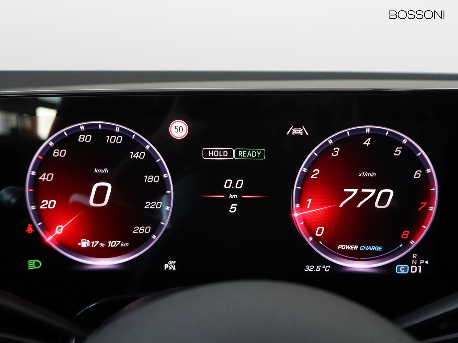 9 - Mercedes GLB 200 advanced plus 8g-edct