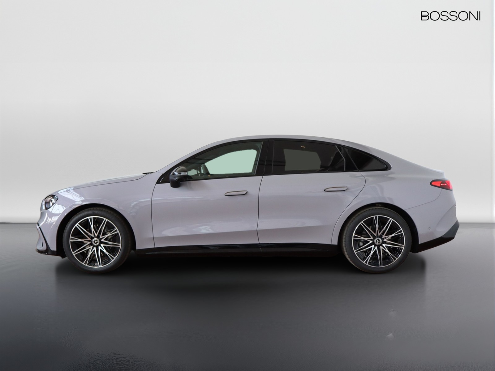 3 - Mercedes Classe C 400 elettrica premium 4matic