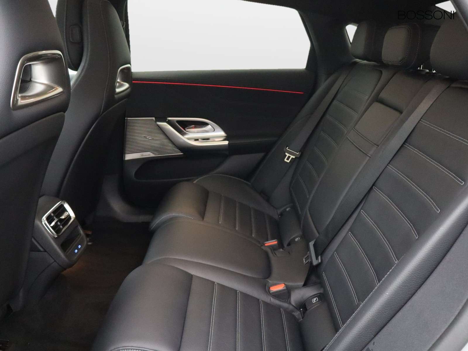 8 - Mercedes Classe C 400 elettrica premium 4matic