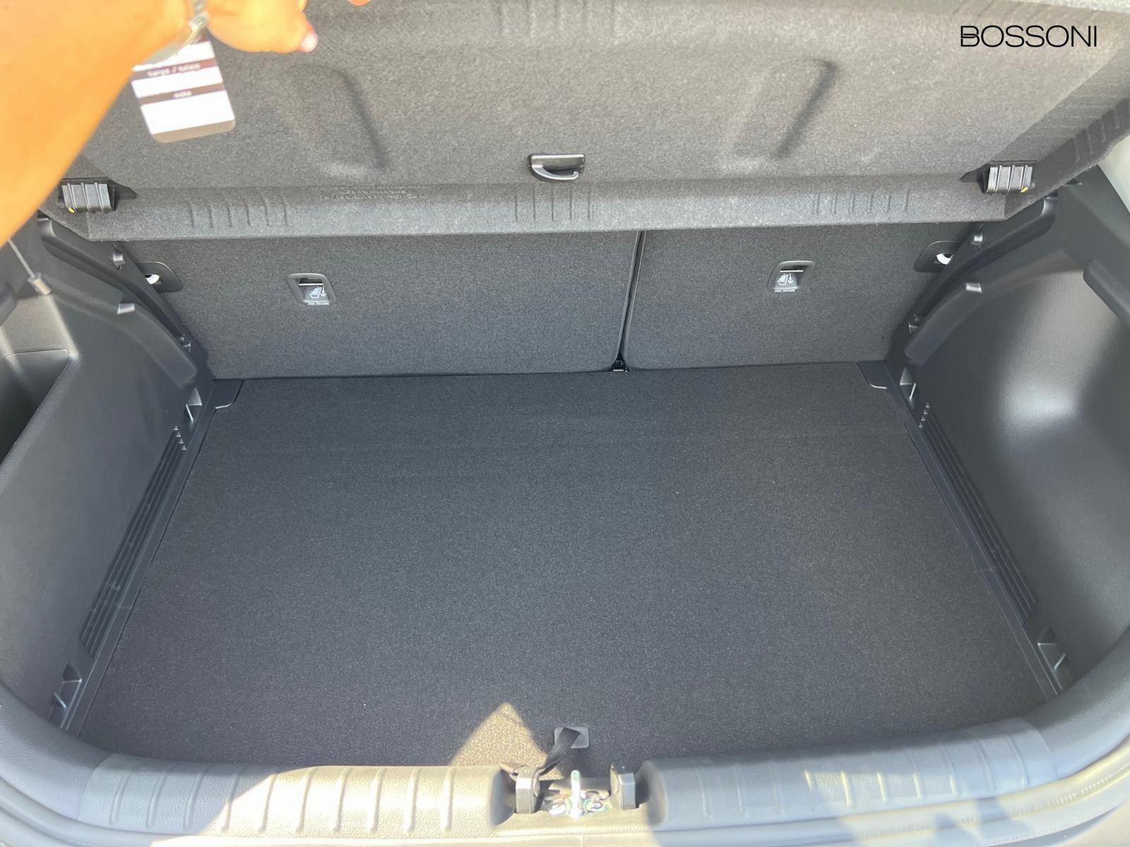 16 - Kia Stonic 1.0 t-gdi style
