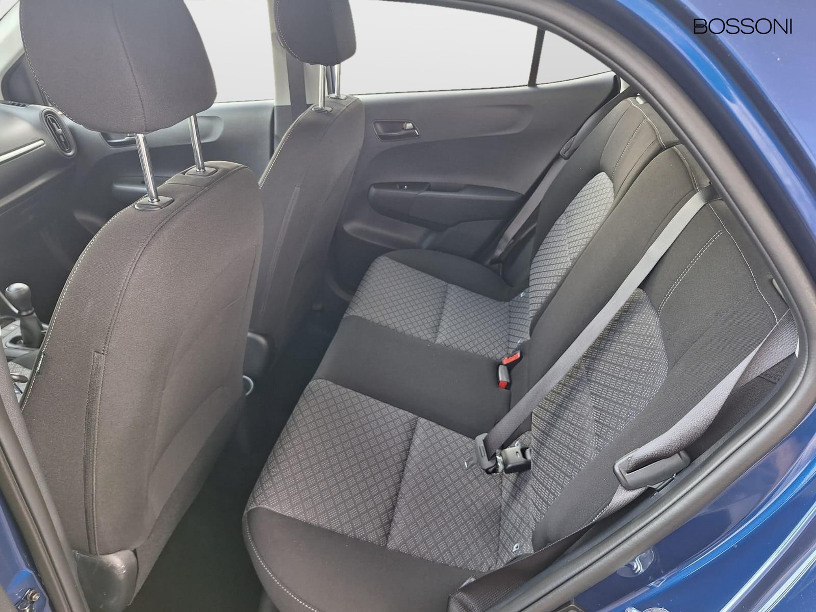 8 - Kia Picanto 1.0 gdi urban amt