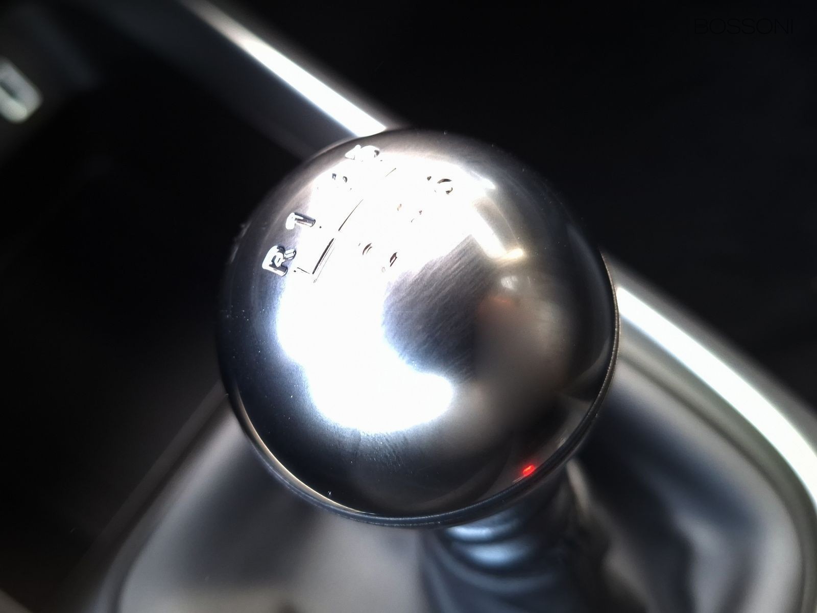 18 - Jeep Avenger 1.2 turbo 100cv altitude fwd