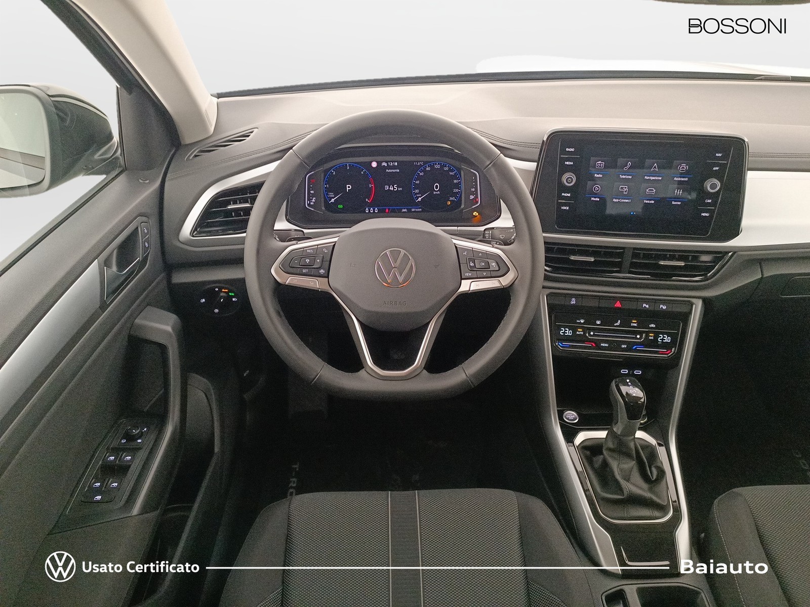 8 - Volkswagen T-Roc 2.0 tdi scr 150cv sport dsg