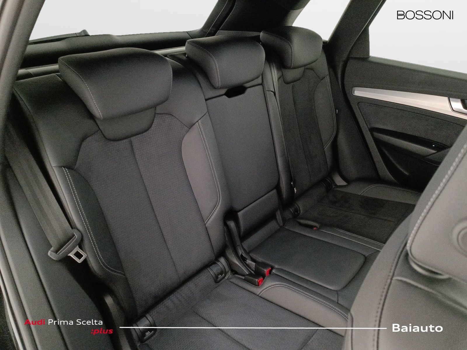 24 - Audi Q5 40 2.0 tdi mhev 12v s line quattro s tronic
