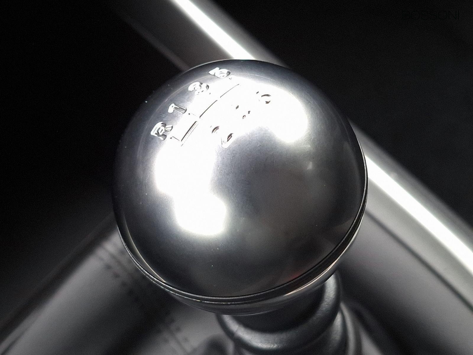 18 - Jeep Avenger 1.2 turbo 100cv altitude fwd