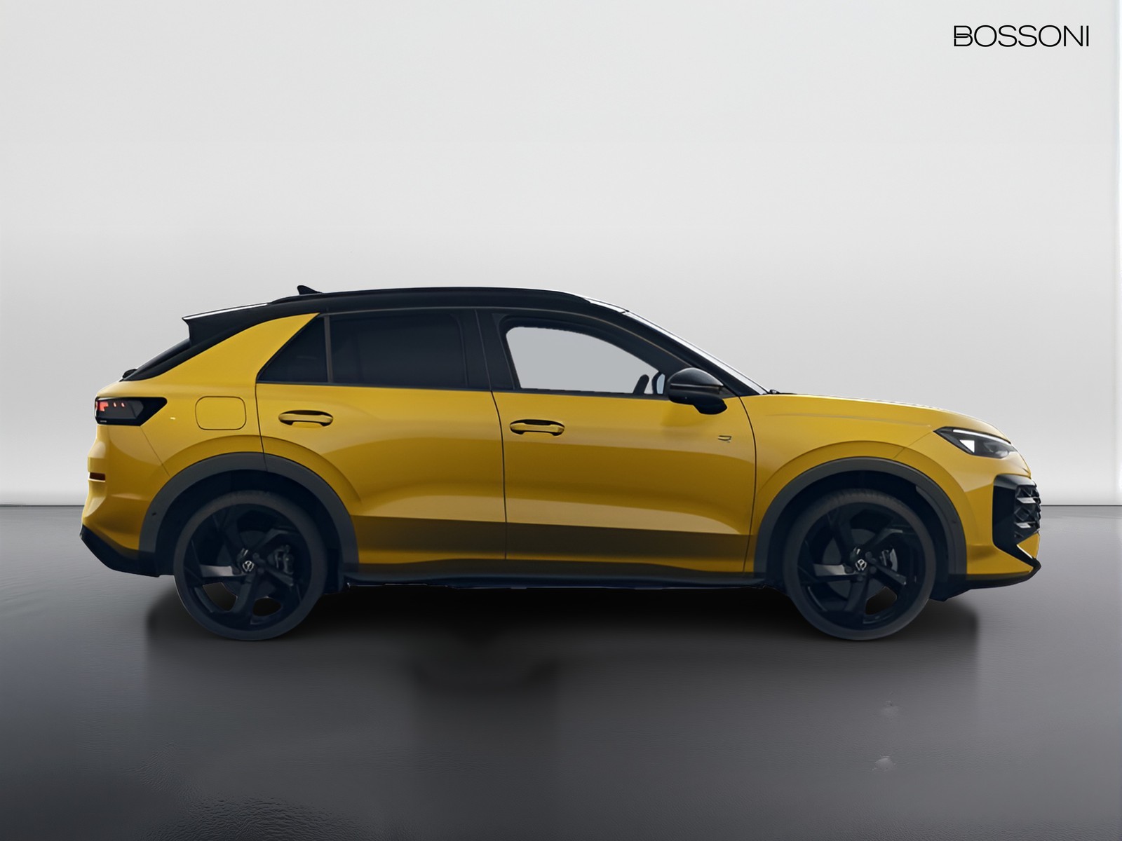 4 - Volkswagen T-Roc 1.5 etsi act 150cv r-line dsg