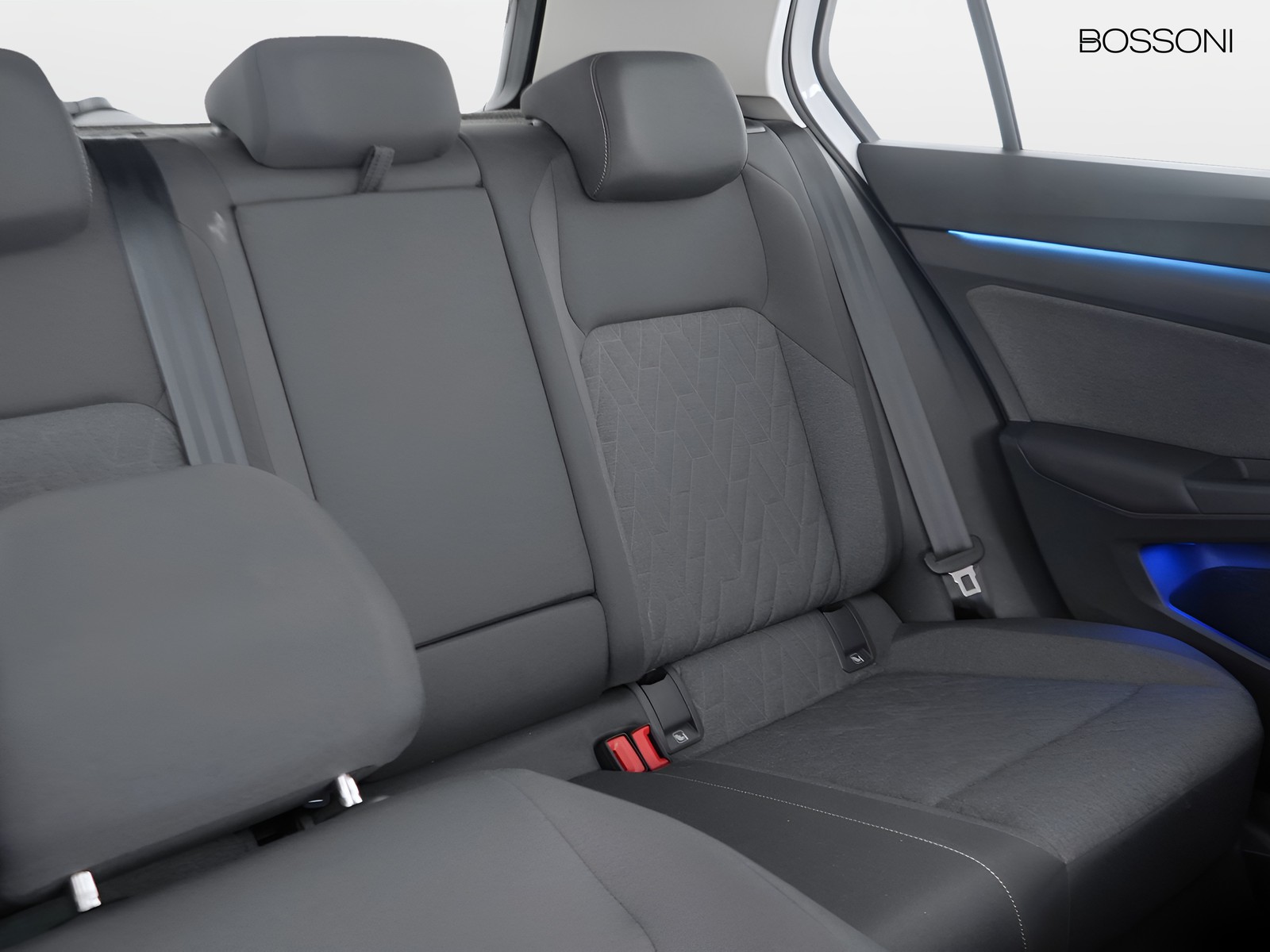21 - Volkswagen Golf 1.5 tsi ehybrid 204cv edition plus dsg