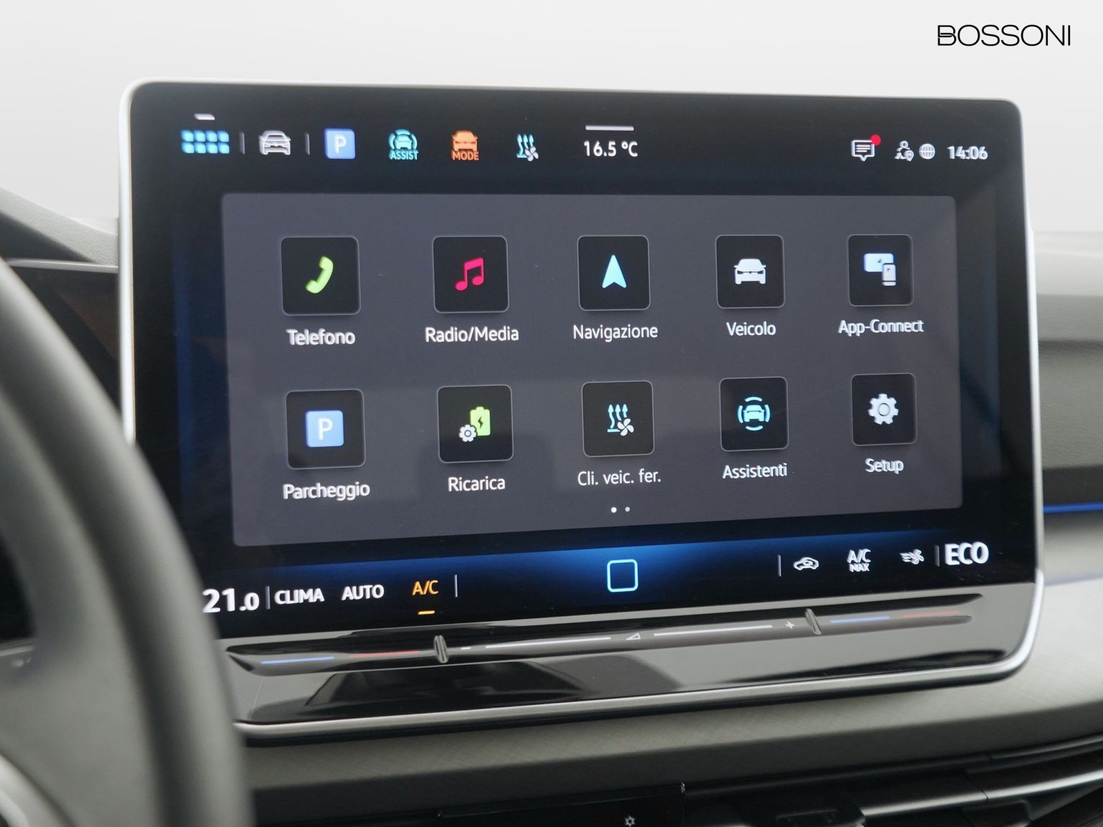 28 - Volkswagen Golf 1.5 tsi ehybrid 204cv edition plus dsg