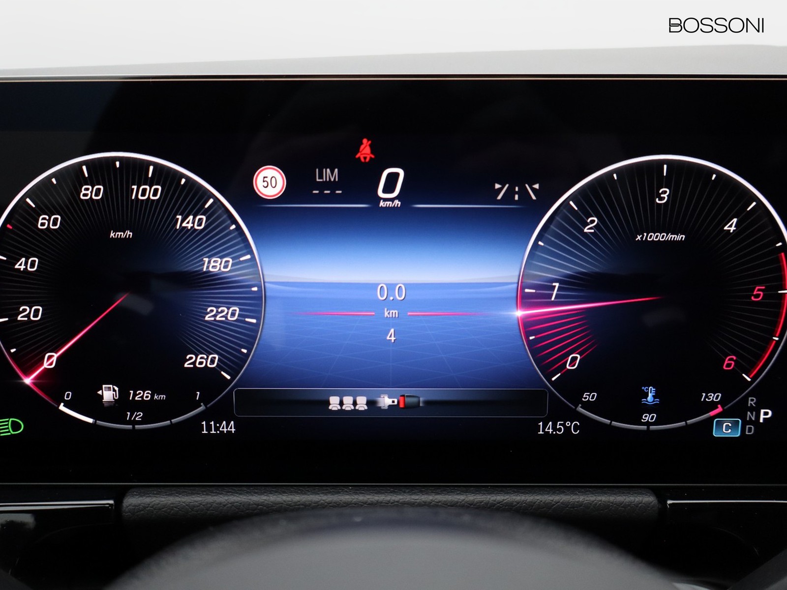 9 - Mercedes GLA 180 d amg line advanced plus 8g-dct