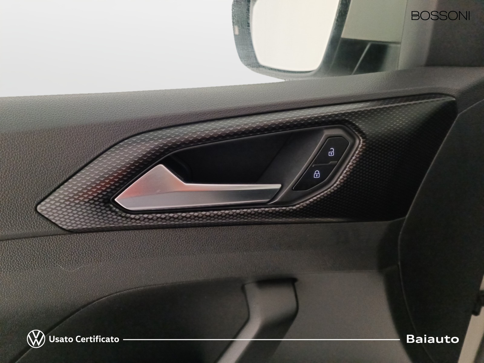 18 - Volkswagen T-Cross 1.0 tsi 95cv style