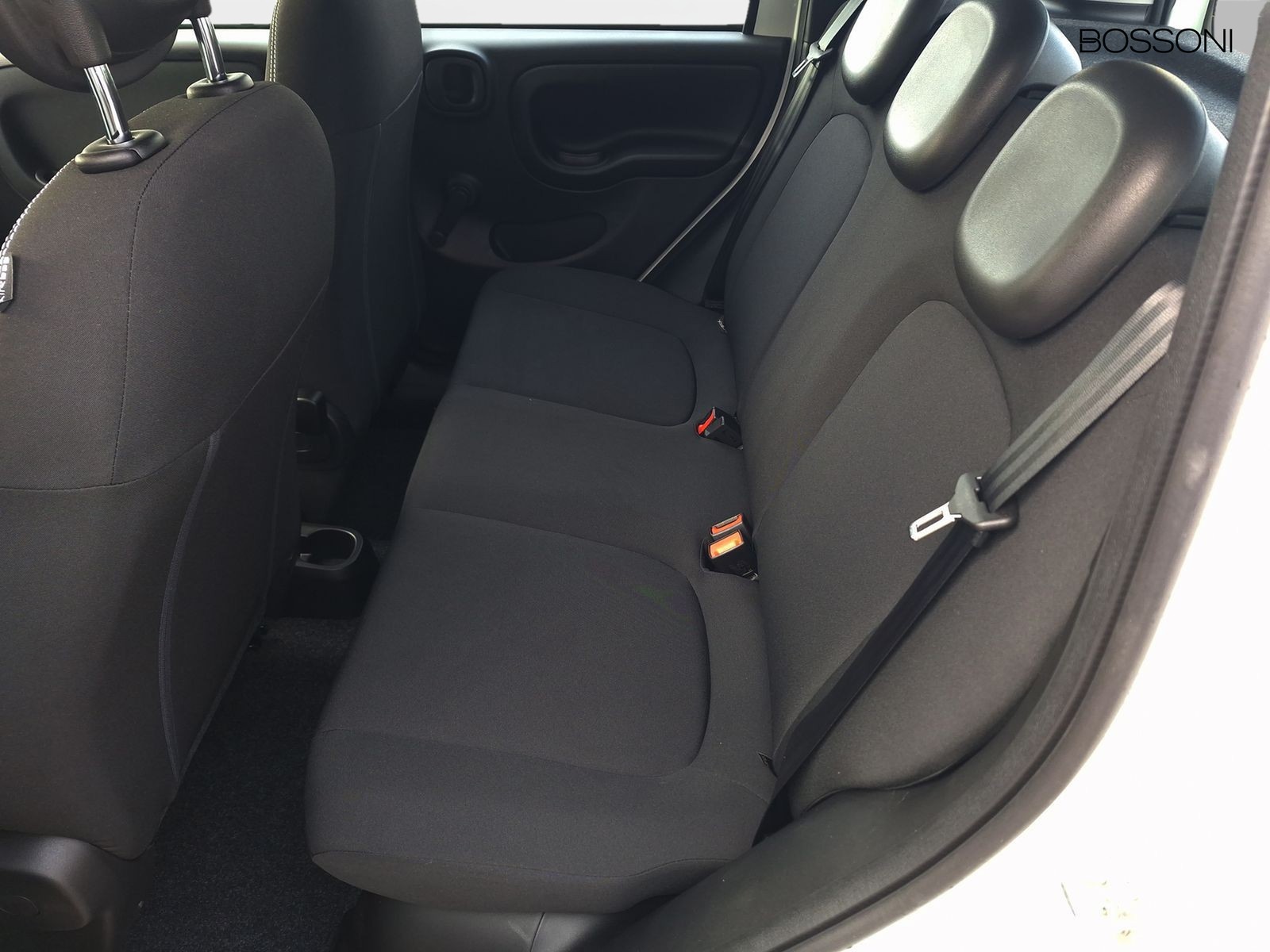 12 - Fiat Pandina 1.0 firefly hybrid 65cv icon s&s 5p.ti