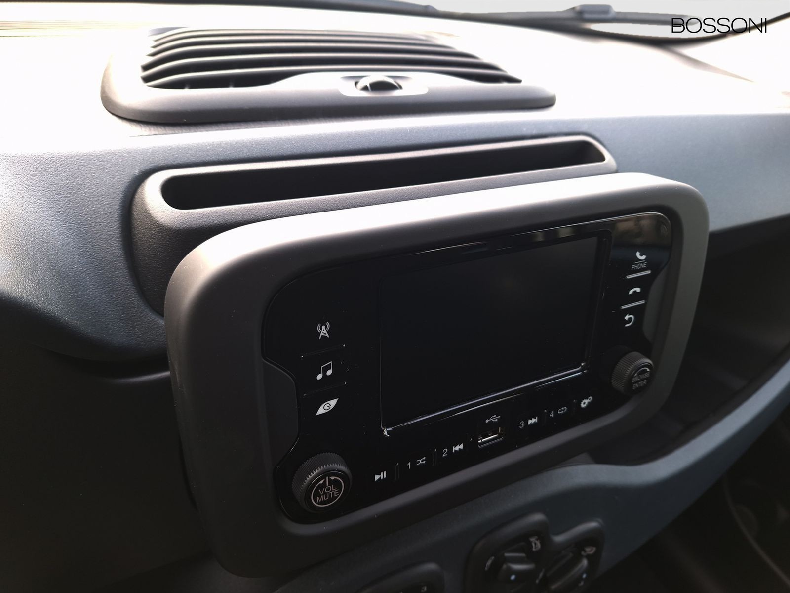 16 - Fiat Pandina 1.0 firefly hybrid 65cv icon s&s 5p.ti
