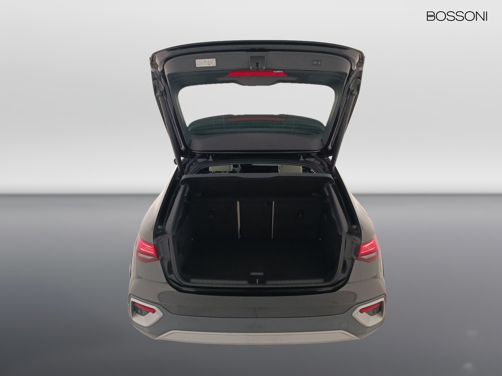 32 - Audi A3 allstreet 2.0 tdi 150cv business s tronic