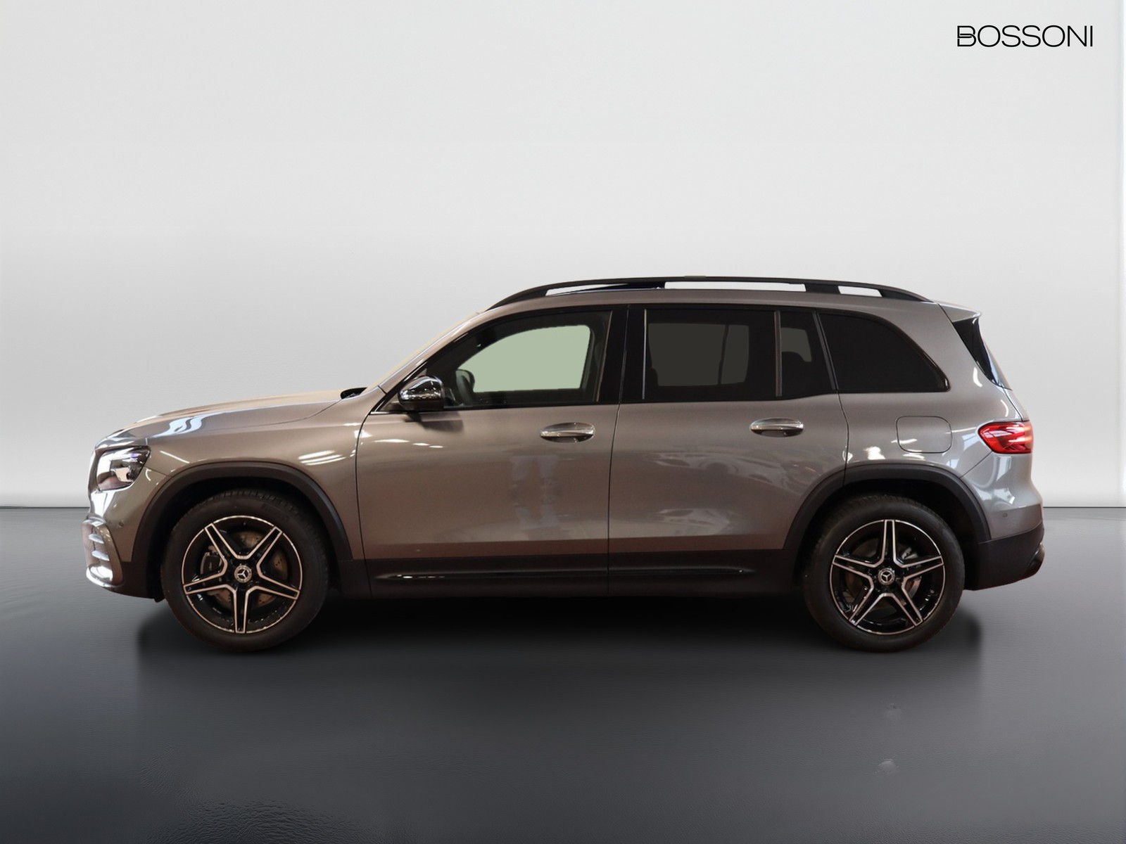 3 - Mercedes GLB 220 d amg line premium 4matic 8g-dct