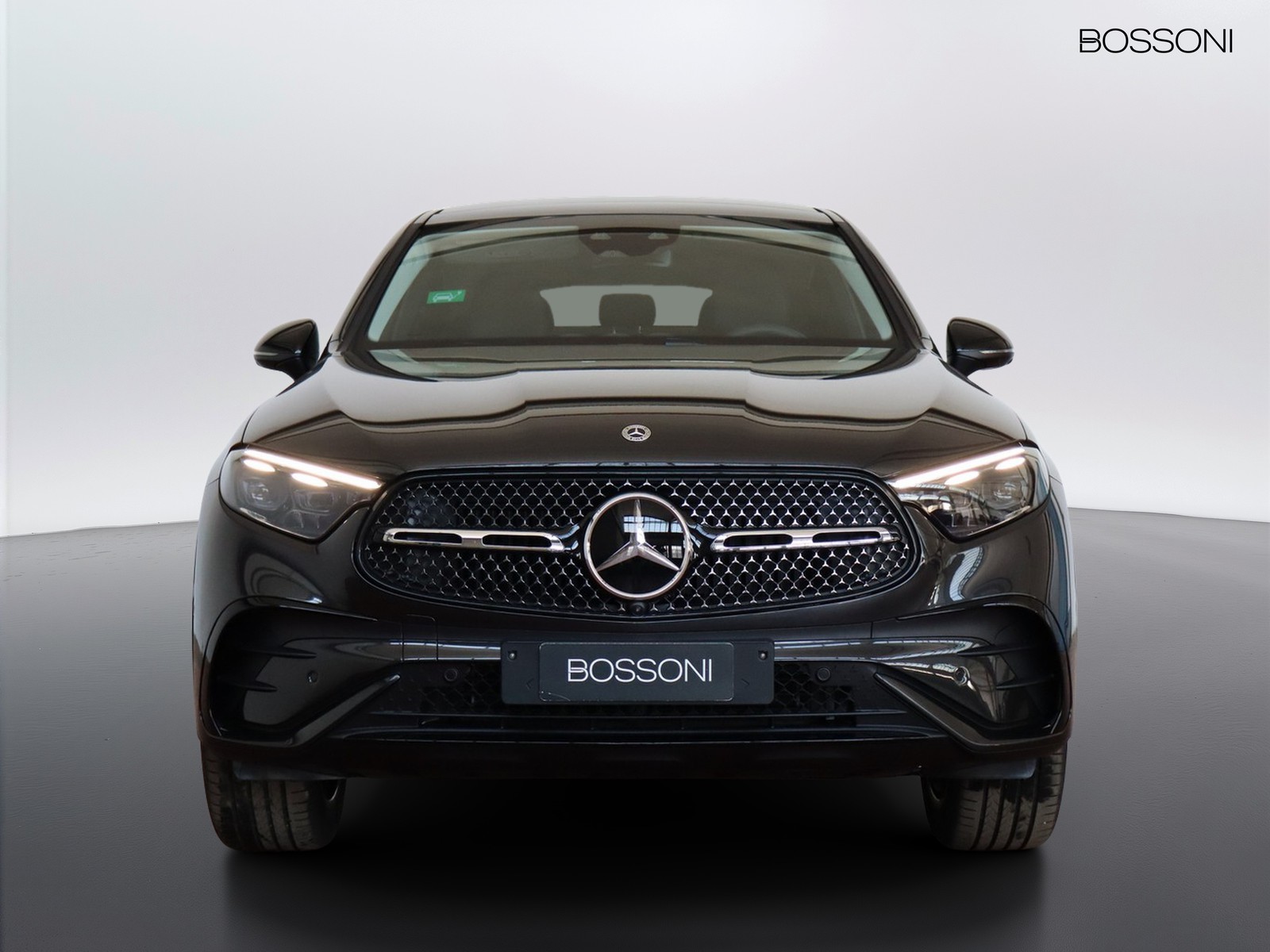 2 - Mercedes GLC coupe 300 de plug in hybrid amg line premium tech 4matic 9g-tronic