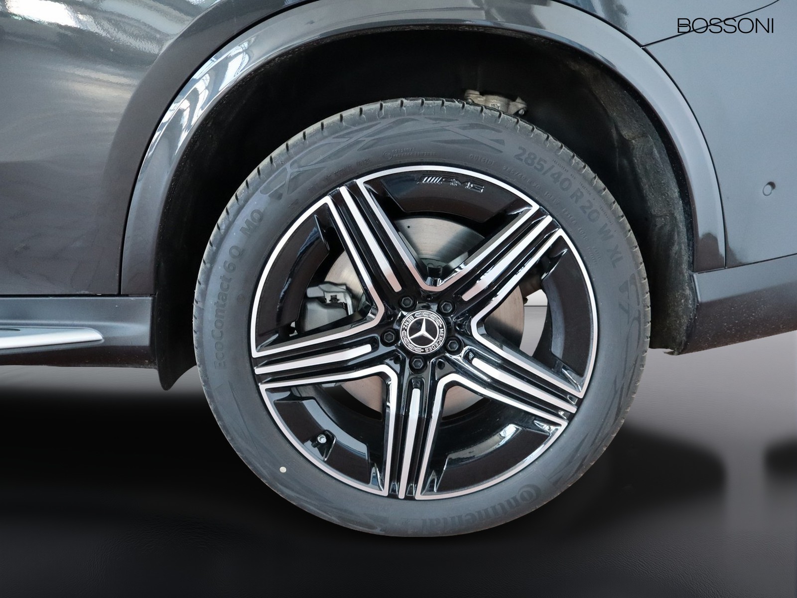 4 - Mercedes GLC coupe 300 de plug in hybrid amg line premium tech 4matic 9g-tronic