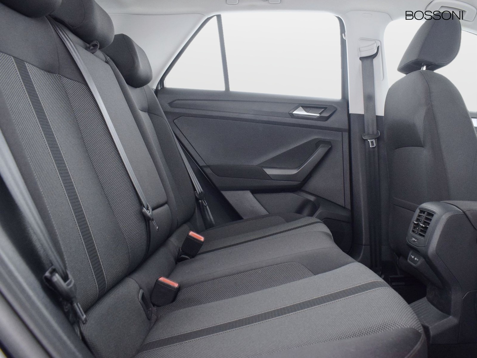 9 - Volkswagen T-Roc 2.0 tdi scr 150cv life dsg
