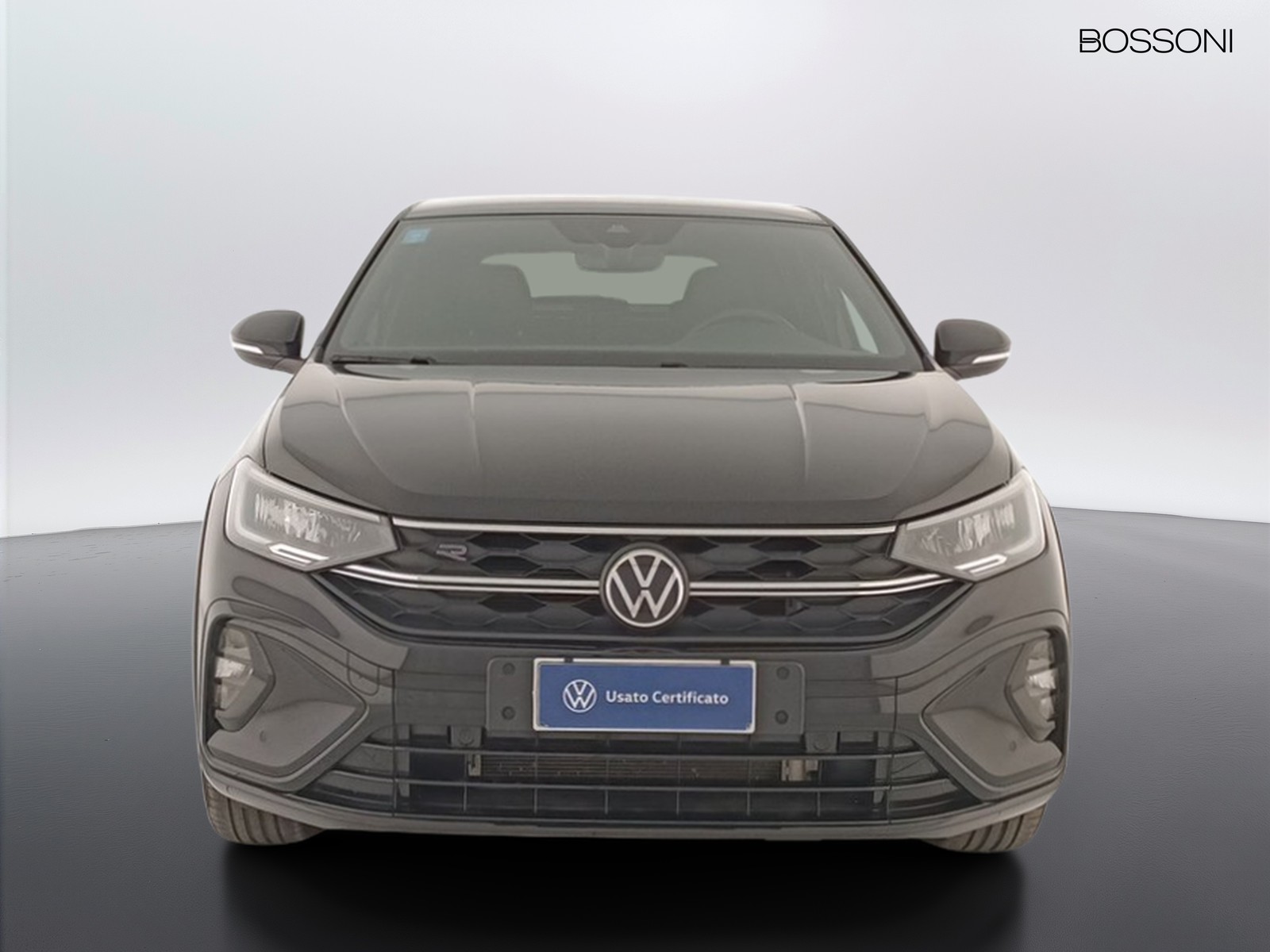 2 - Volkswagen Taigo 1.0 tsi 115cv r-line