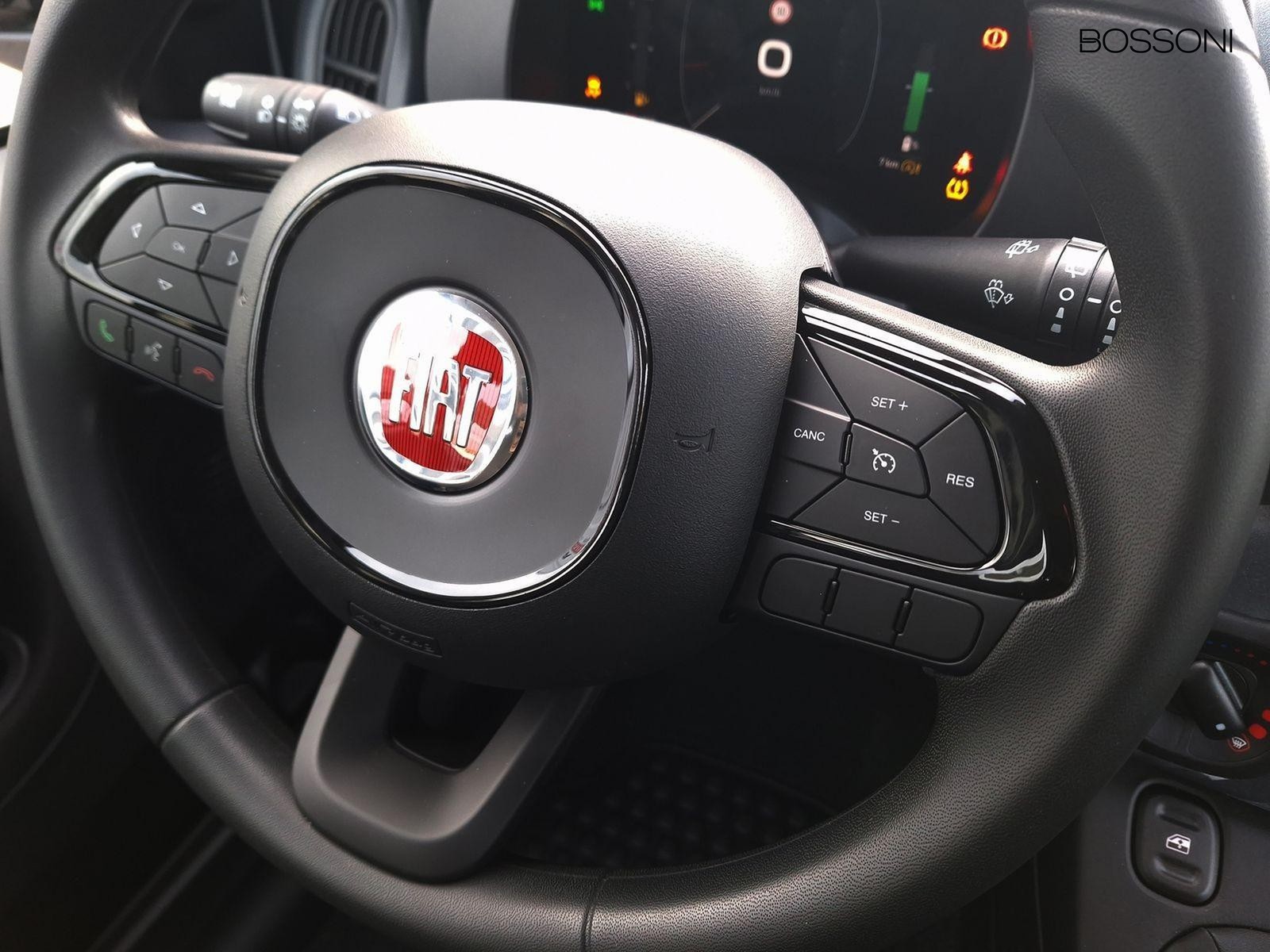 20 - Fiat Pandina 1.0 firefly hybrid 65cv icon s&s 5p.ti