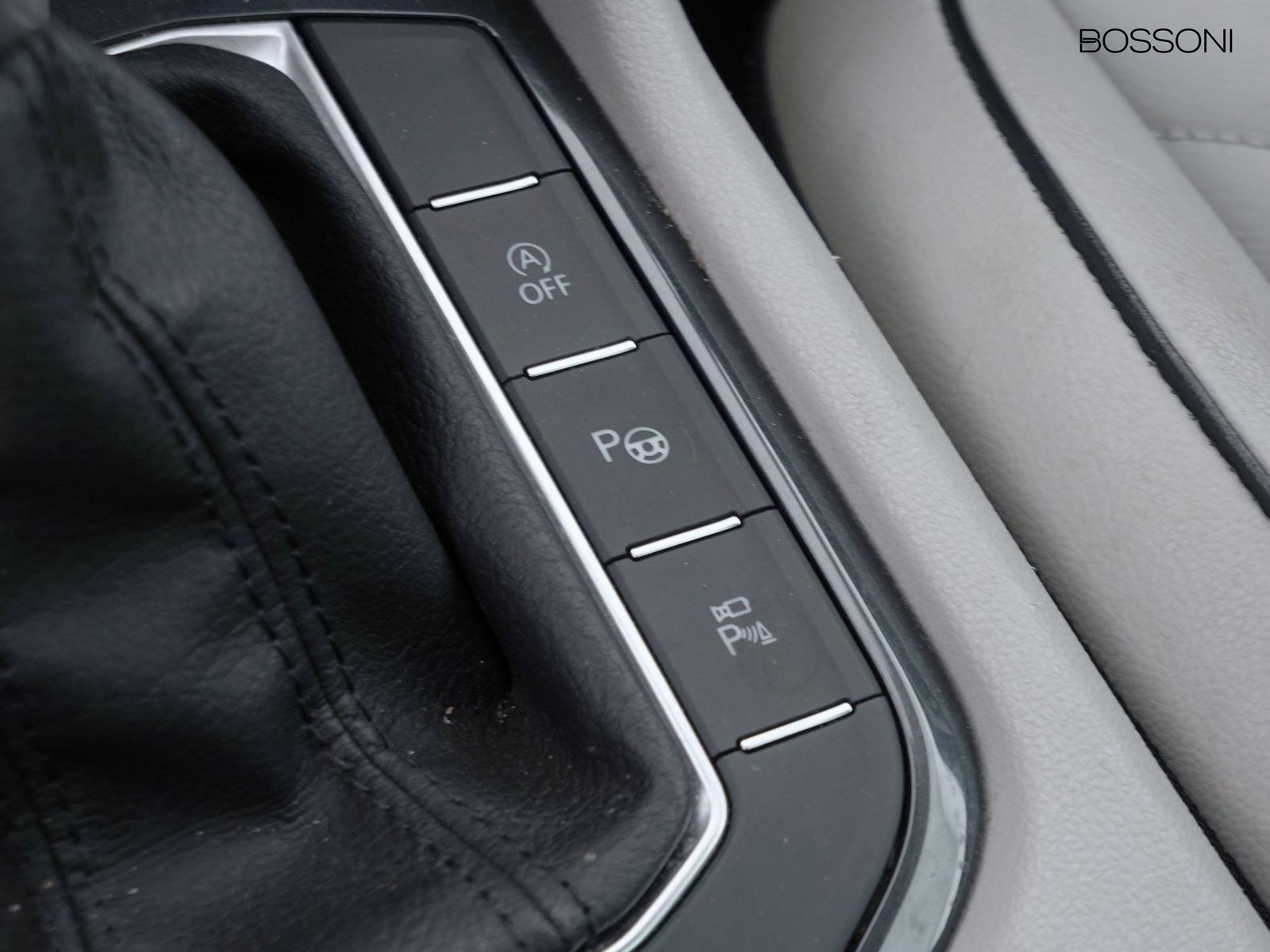 26 - Volkswagen Tiguan 1.5 tsi act 150cv elegance dsg
