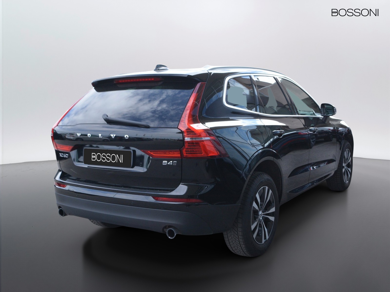 3 - Volvo XC60 2.0 b4 momentum awd geartronic my20
