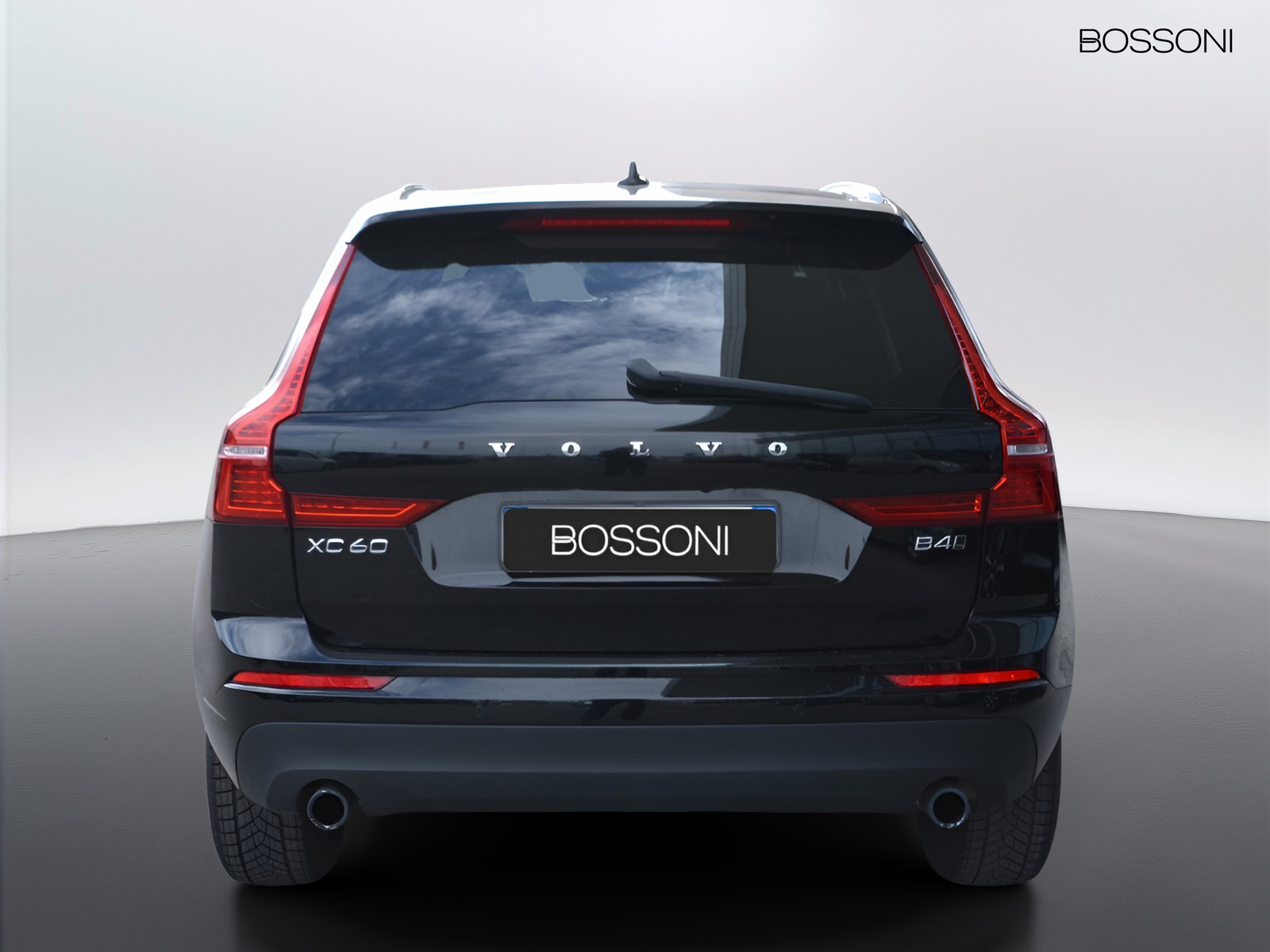 5 - Volvo XC60 2.0 b4 momentum awd geartronic my20
