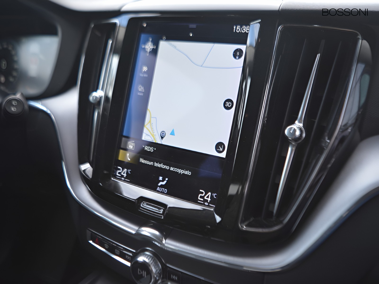 12 - Volvo XC60 2.0 b4 momentum awd geartronic my20