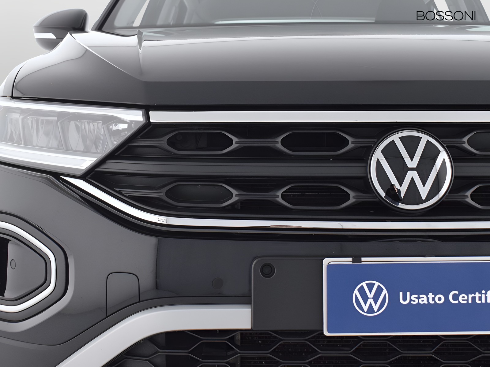 14 - Volkswagen T-Roc 2.0 tdi scr 115cv life