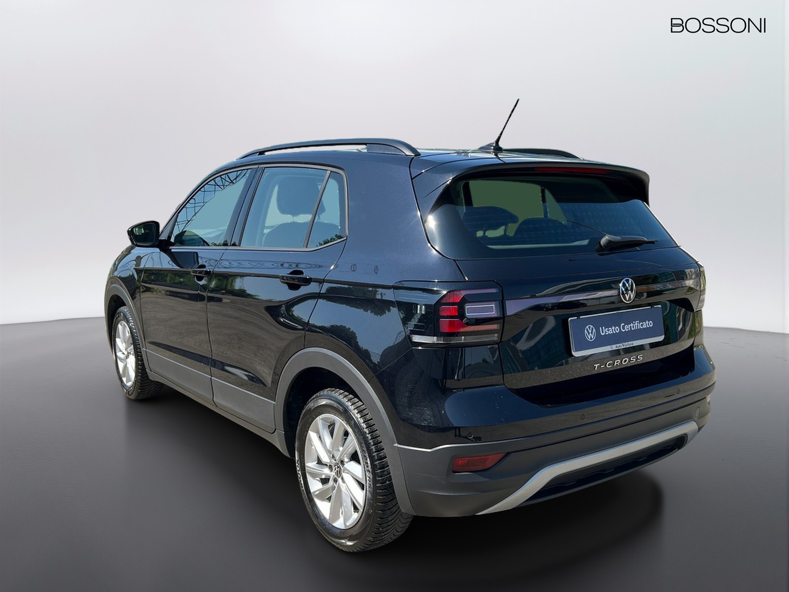 4 - Volkswagen T-Cross 1.0 tsi 95cv style
