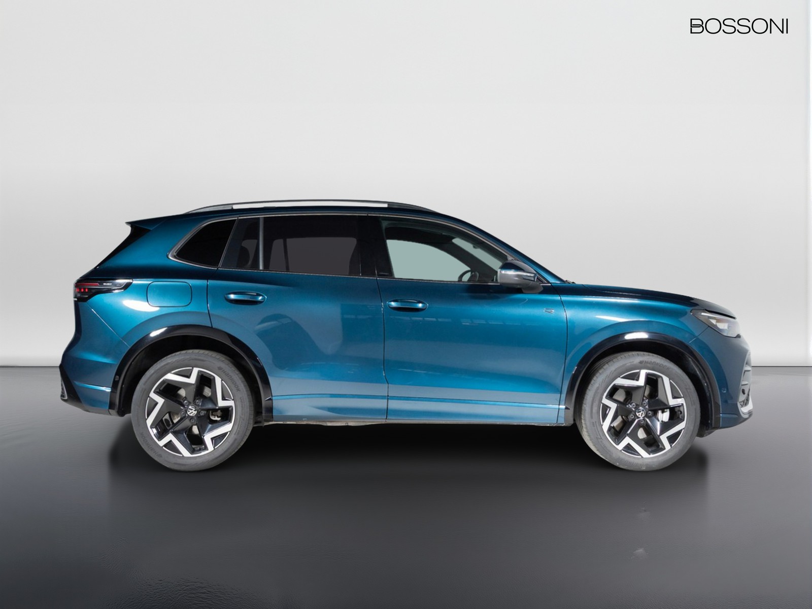 4 - Volkswagen Tiguan 2.0 tdi scr 150cv r-line dsg