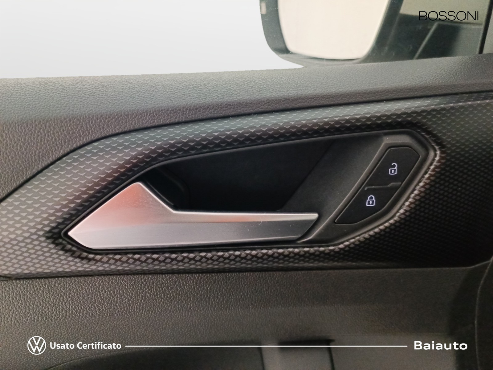 18 - Volkswagen T-Cross 1.0 tsi 95cv style