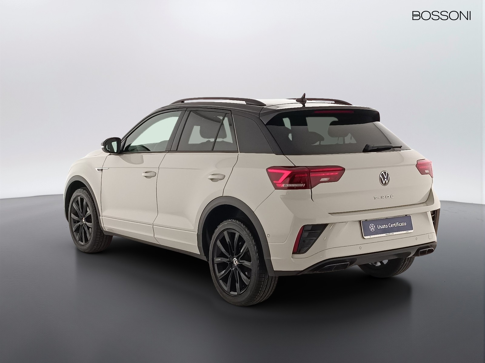 2 - Volkswagen T-Roc 1.0 tsi 110cv r line