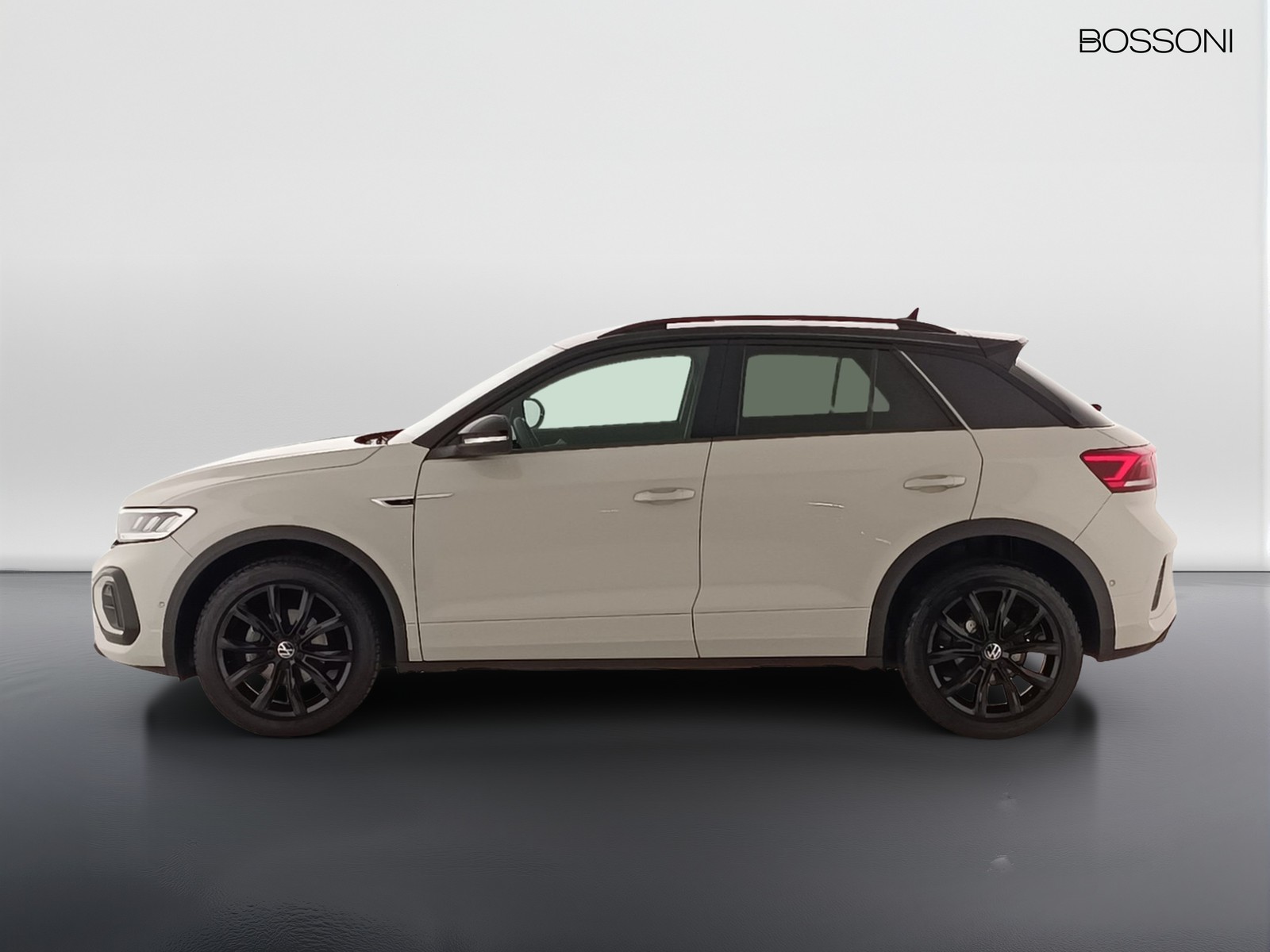 16 - Volkswagen T-Roc 1.0 tsi 110cv r line