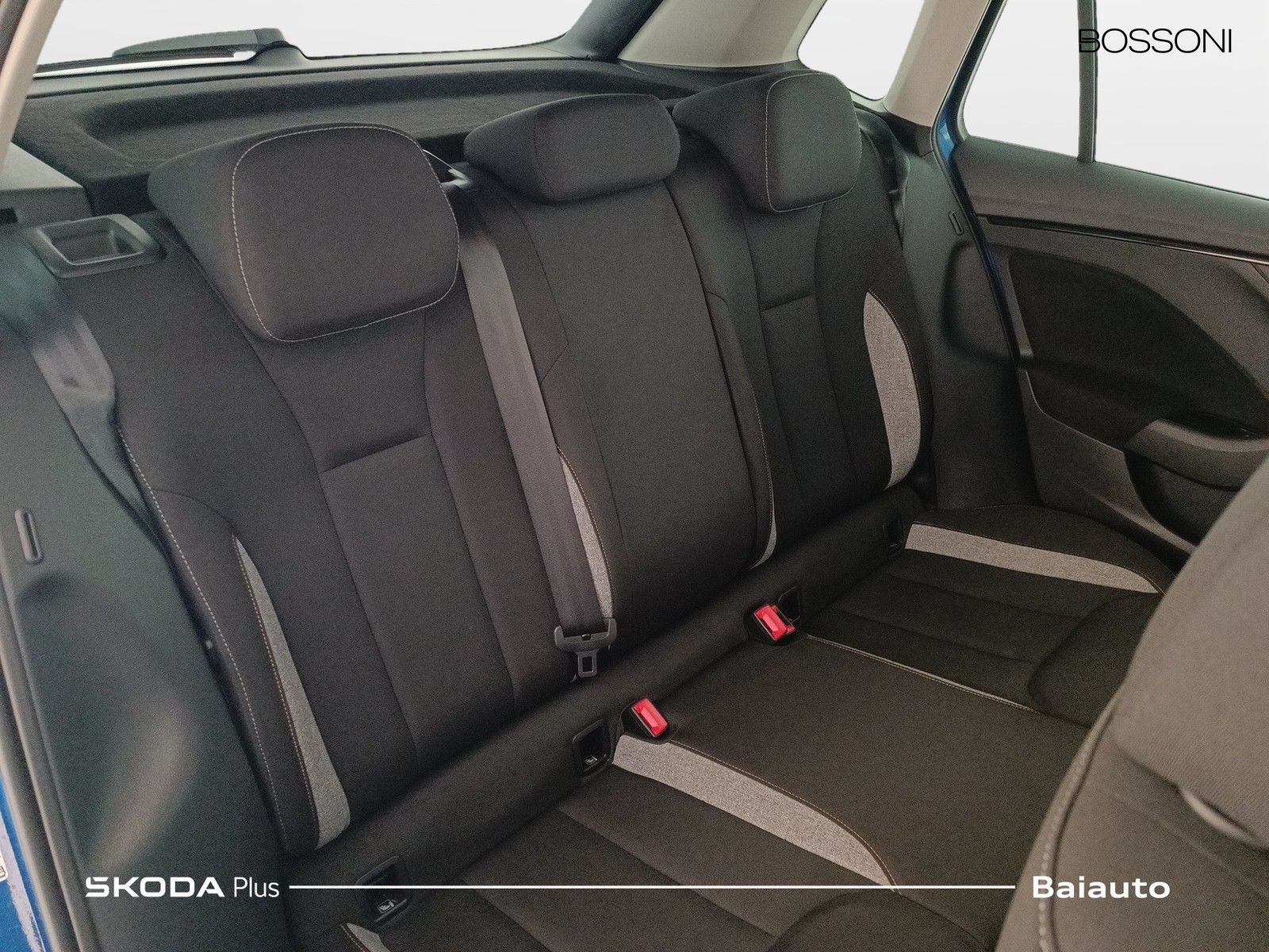 21 - Skoda Kamiq 1.0 tsi 115cv black dots dsg