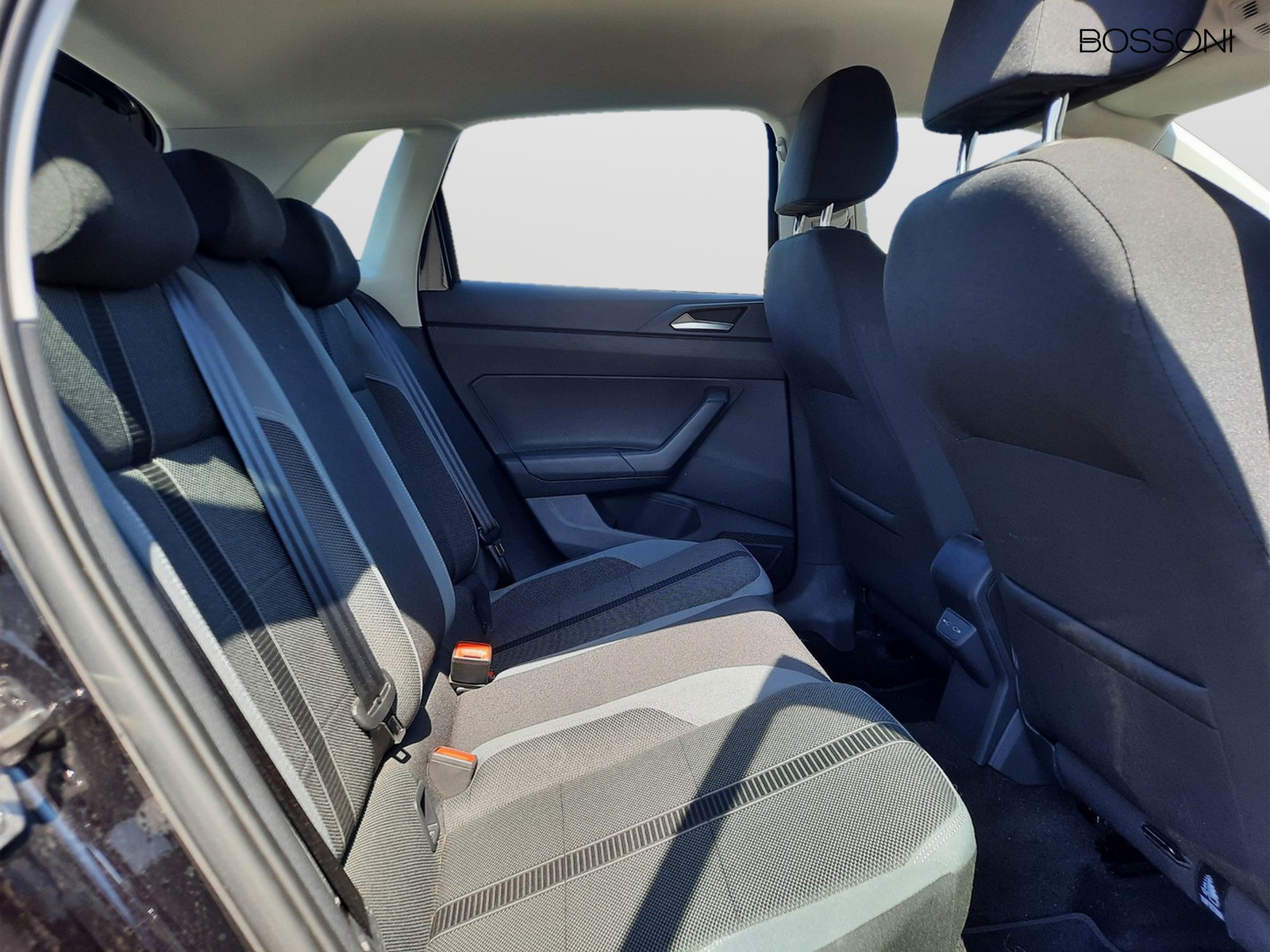 10 - Volkswagen Polo 1.0 tsi 95cv style