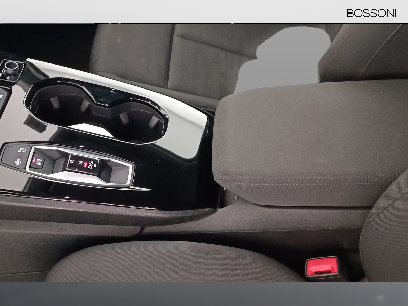 20 - Audi A5 avant 2.0 tdi mhev+ 204cv business advanced
