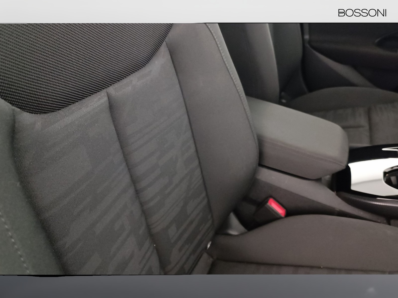 21 - Audi A5 avant 2.0 tdi mhev+ 204cv business advanced