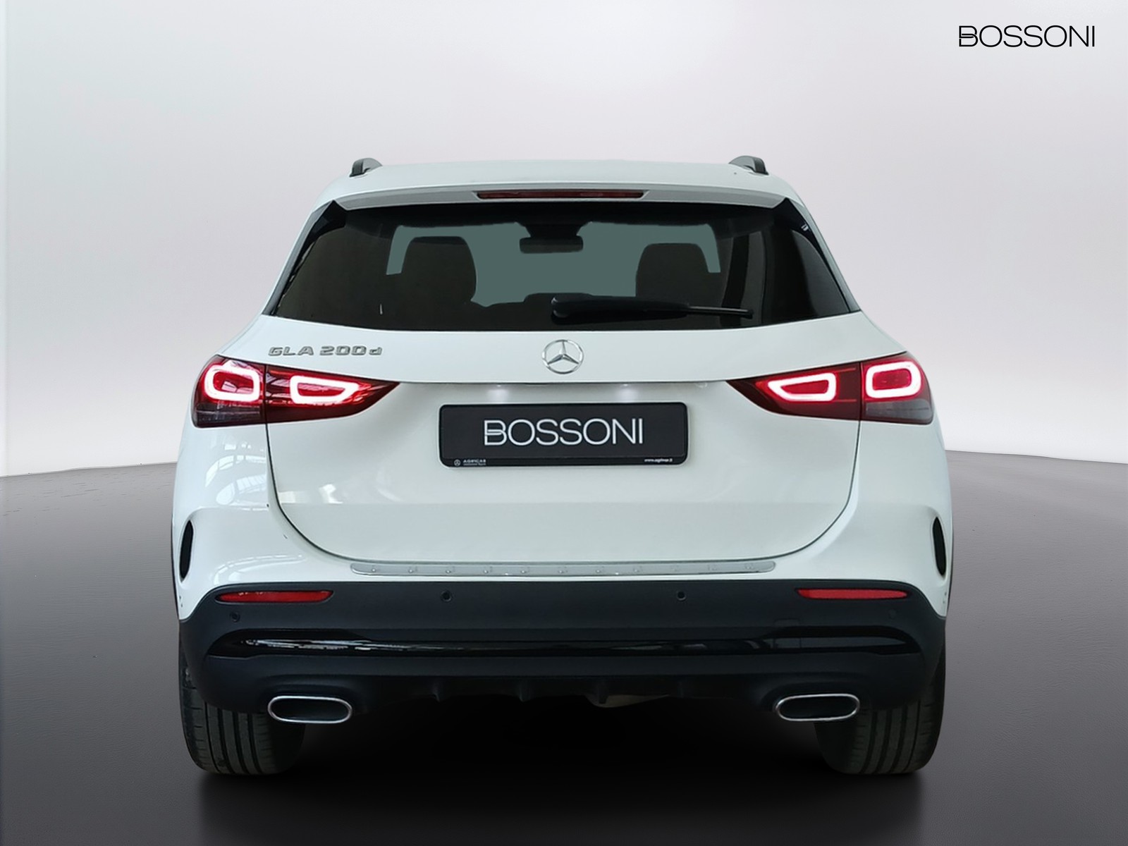 6 - Mercedes GLA 200 d premium 8g-dct
