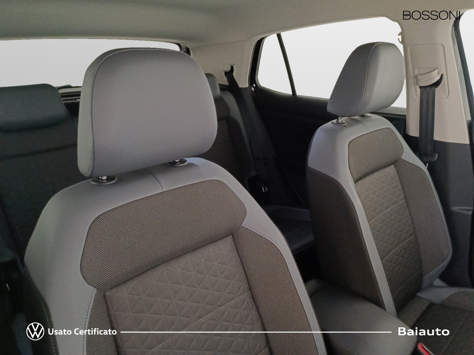 21 - Volkswagen T-Cross 1.0 tsi 110cv advanced
