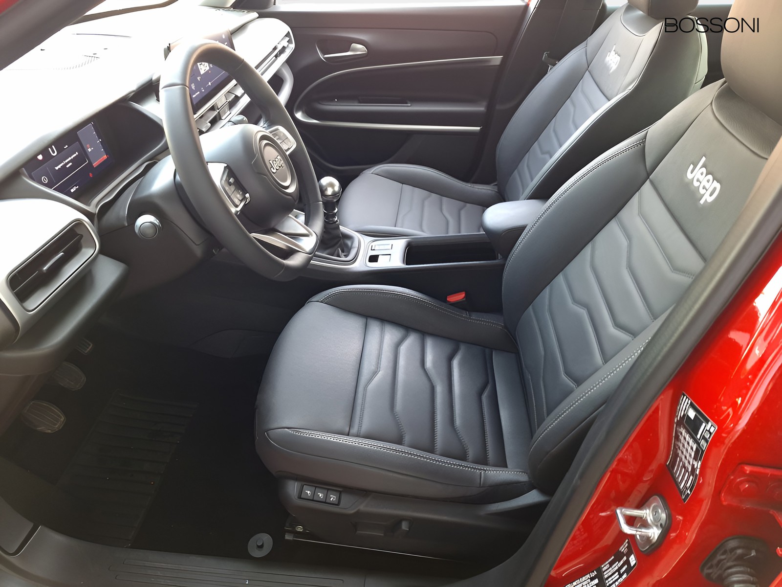 11 - Jeep Avenger 1.2 turbo 100cv altitude fwd