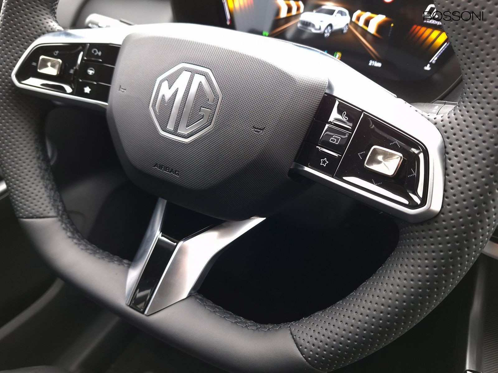 20 - Mg ZS 1.5 hybrid+ luxury auto