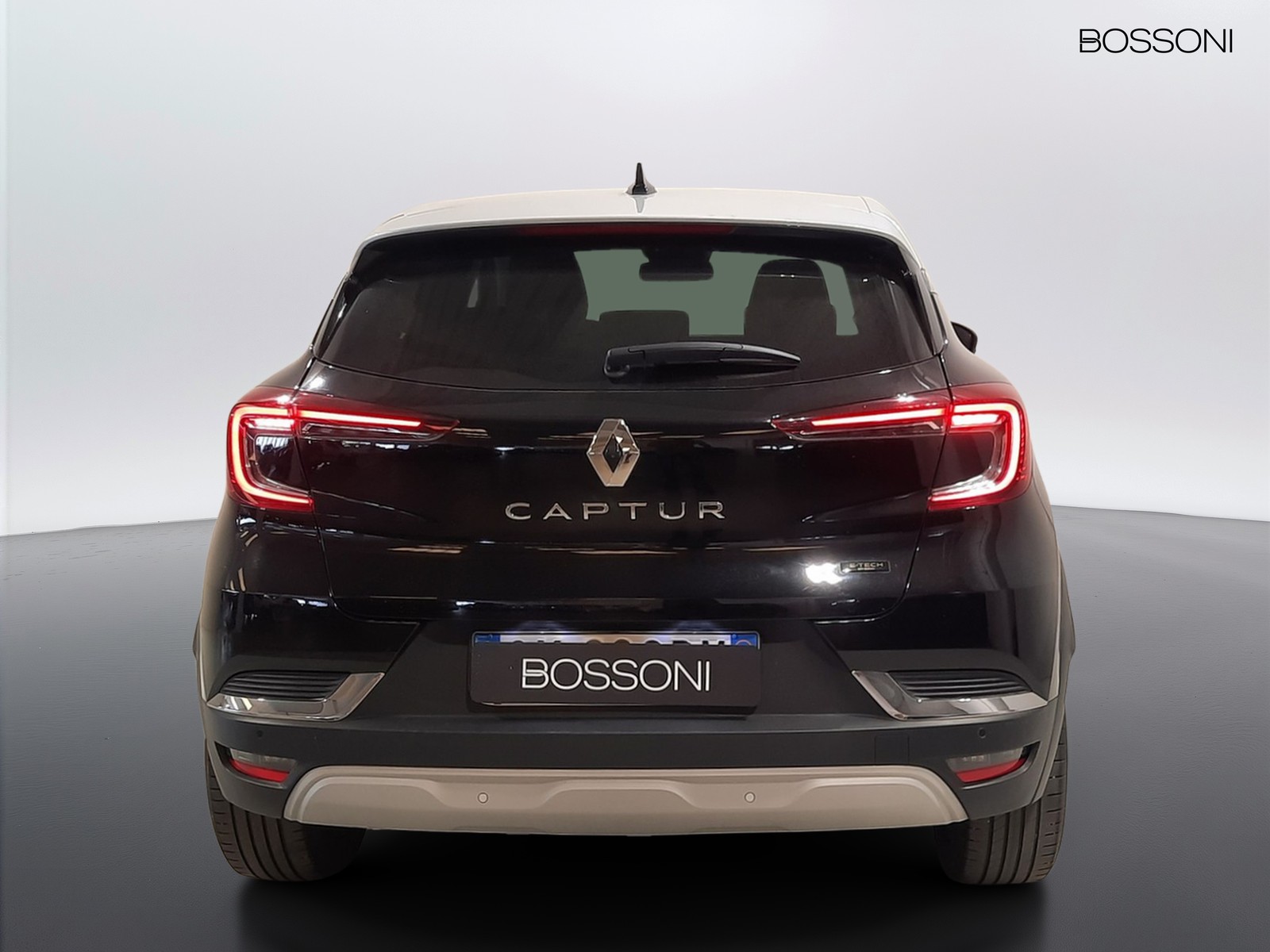 5 - Renault Captur 1.6 e-tech full hybrid techno auto 145cv
