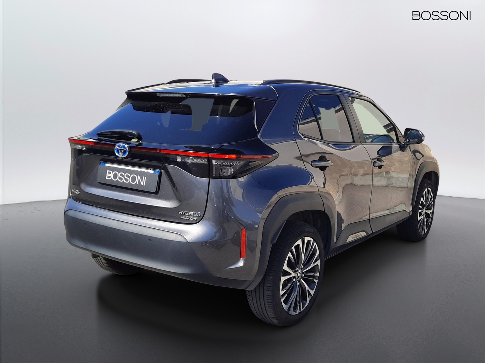 4 - Toyota yaris cross 1.5 h 116cv lounge awd-i e-cvt
