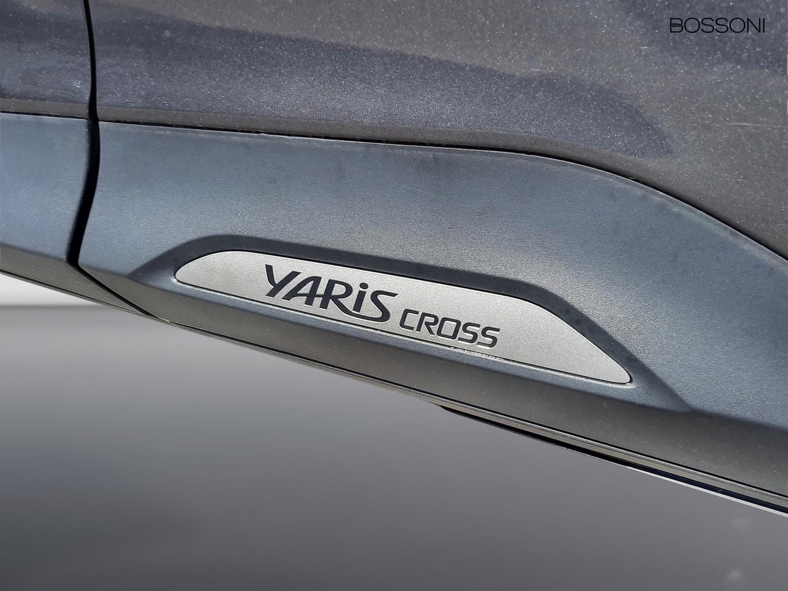 28 - Toyota yaris cross 1.5 h 116cv lounge awd-i e-cvt