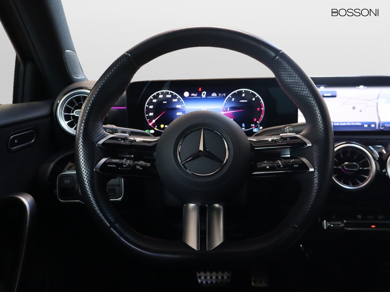 18 - Mercedes Classe A 180 d amg line advanced plus digital edition speedshift dct amg 8g