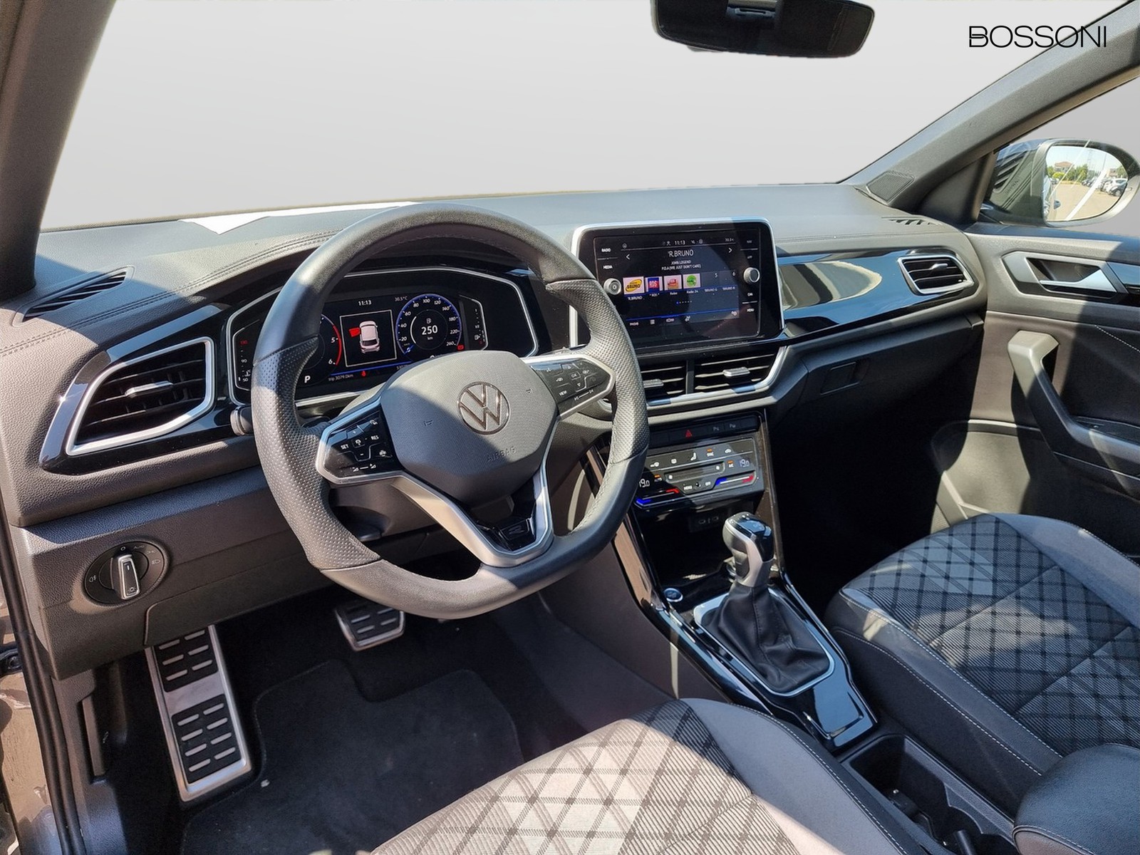 6 - Volkswagen T-Roc 2.0 tdi scr 150cv r line dsg