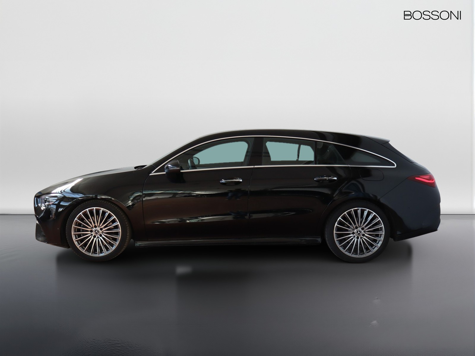 3 - Mercedes CLA shooting brake 200 d amg line advanced plus 8g-dct