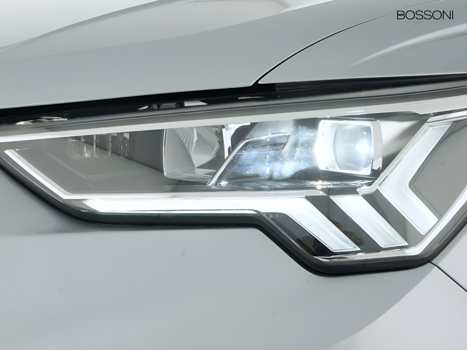 6 - Audi Q3 35 1.5 tfsi evo2 business advanced s tronic